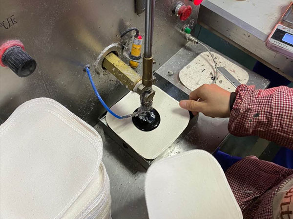 南街村制藥廠簽約合作膏藥貼牌項目 南街村制藥廠簽約合作膏藥貼牌項目