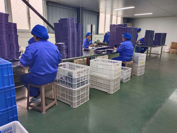 黑膏藥生產(chǎn):黑膏藥貼牌定制需哪些費(fèi)用? 黑膏藥生產(chǎn):黑膏藥貼牌定制需哪些費(fèi)用?