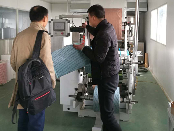 黑膏藥批發(fā)哪家比較好?正規(guī)膏藥廠家需要具備什么實(shí)力? 黑膏藥批發(fā)哪家比較好?正規(guī)膏藥廠家需要具備什么實(shí)力?