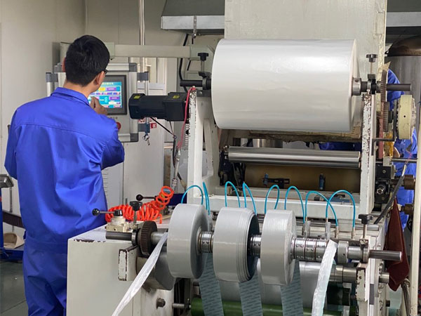 膏藥oem生產(chǎn)怎么做？oem貼牌代工怎么收費(fèi)？