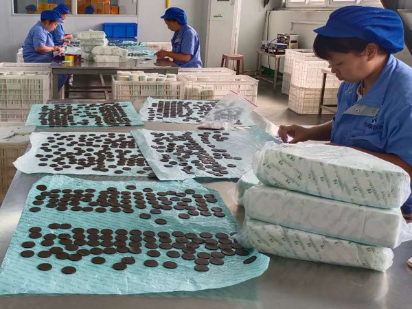 膏藥貼牌生產(chǎn)廠家那么多，怎么選廠家？正規(guī)膏藥廠家看這5點